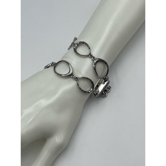 Brighton Signed Double Strand Oval Linked Bracelet - Picture 3 of 12
